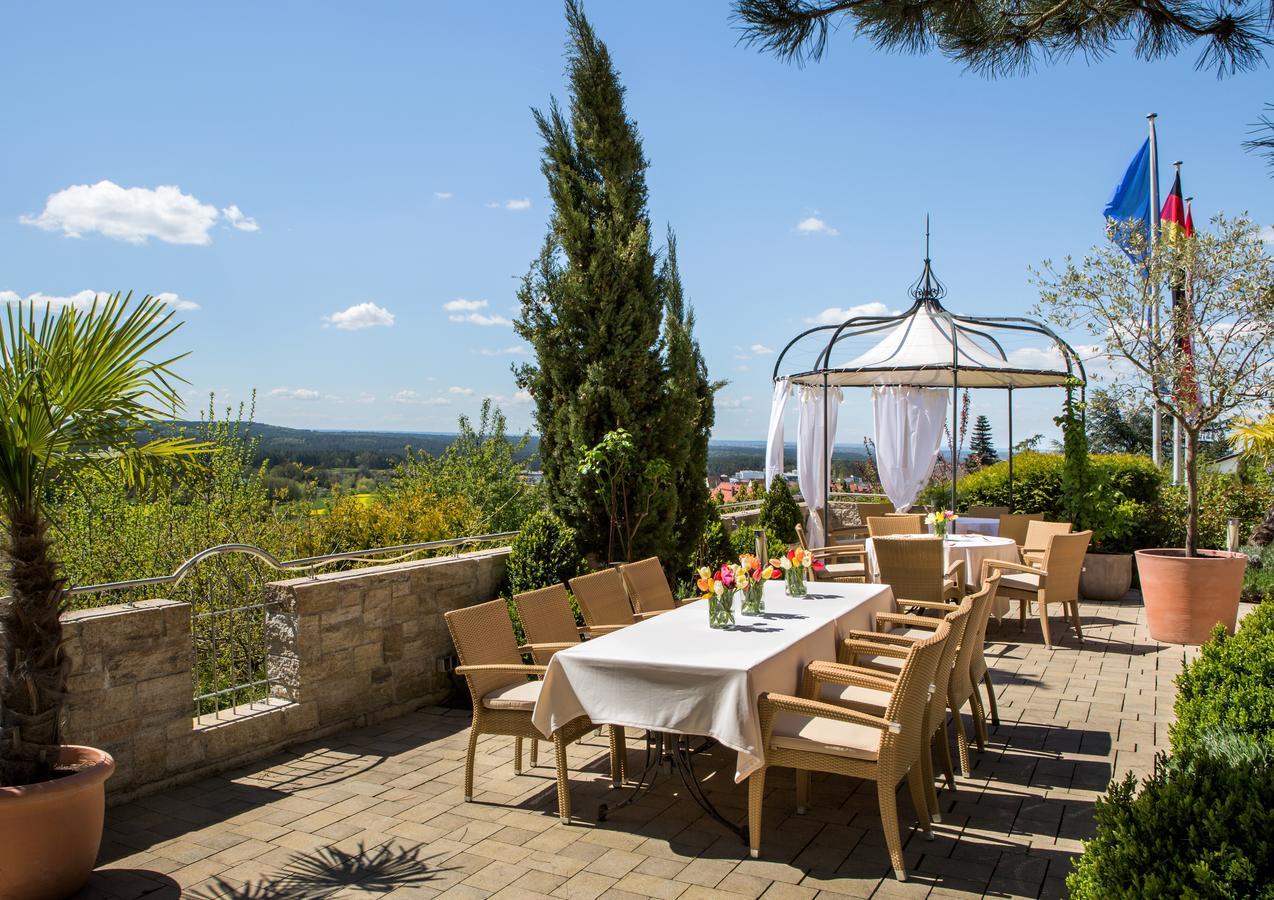 Hotel-Restaurant Distlerhof Leinburg Экстерьер фото